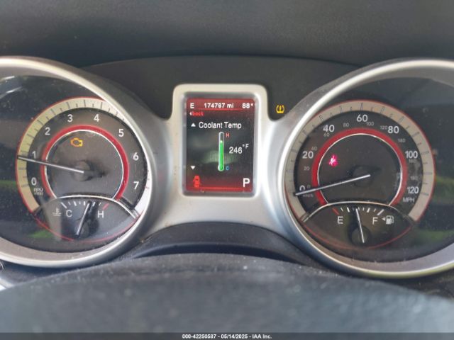 3C4PDCABXJT166762 Dodge JOURNEY SE