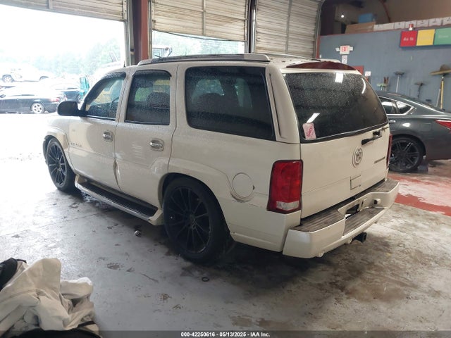 2004 CADILLAC ESCALADE 1GYEK63N04R233768 Photo 2