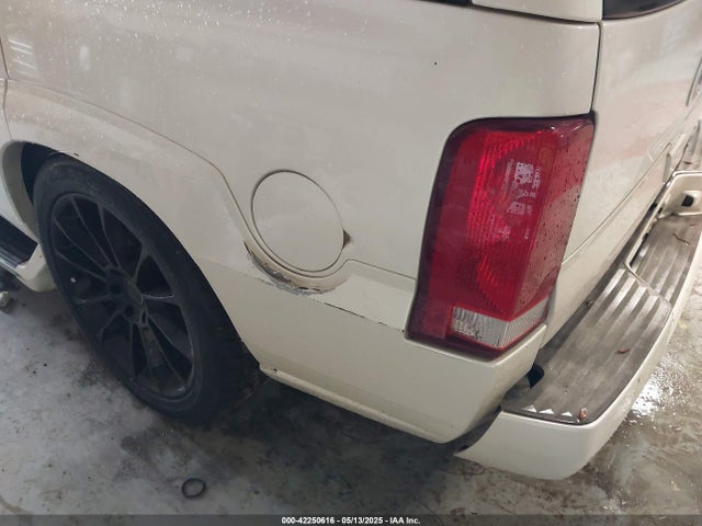 2004 CADILLAC ESCALADE 1GYEK63N04R233768 Photo 5