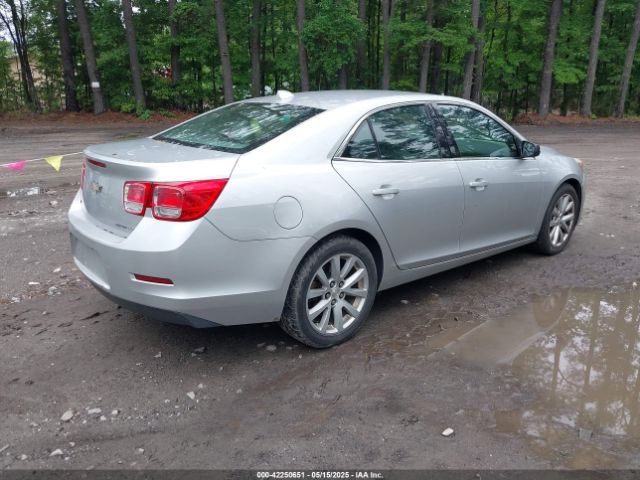 1G11E5SL8EF283044 Chevrolet MALIBU 2LT