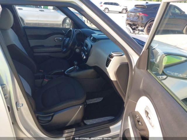 KNDJP3A55F7772909 KIA SOUL +