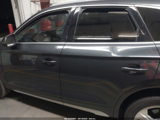 WA1BAAFY6M2130300 Audi Q5