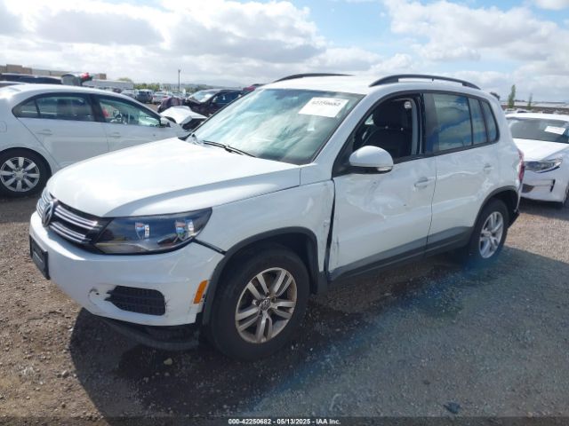 2016 VOLKSWAGEN TIGUAN WVGAV7AX2GW501100 Photo 1