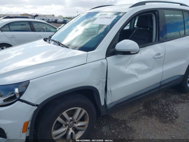 2016 VOLKSWAGEN TIGUAN WVGAV7AX2GW501100 Photo 5