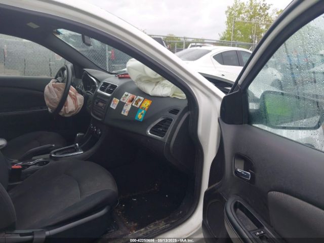 1C3CDZAB4EN225882 Dodge AVENGER SE