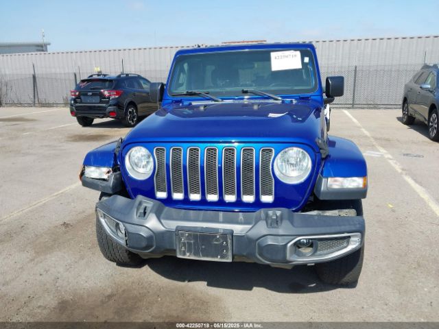 1C4HJXEG2JW211116 Jeep Wrangler Unlimited Sahara 4x4