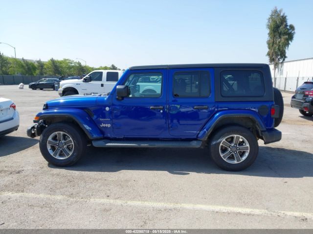 1C4HJXEG2JW211116 Jeep Wrangler Unlimited Sahara 4x4