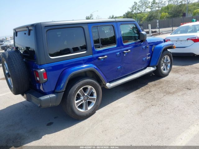 1C4HJXEG2JW211116 Jeep Wrangler Unlimited Sahara 4x4