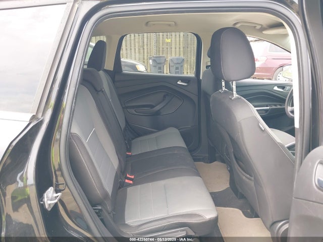 1FMCU0GXXEUA39789 Ford ESCAPE SE