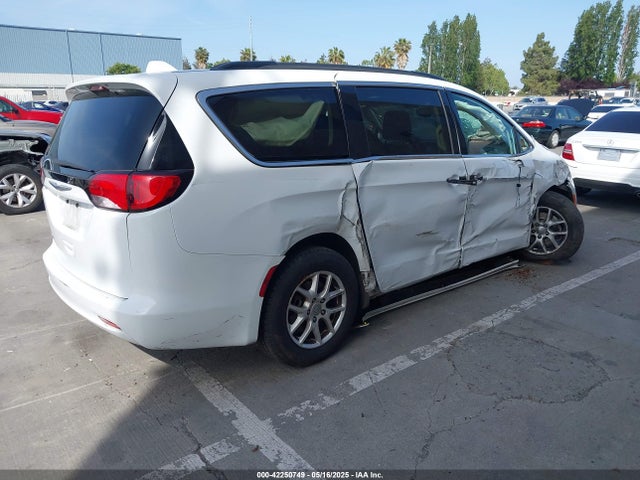 Chrysler Voyager 2020 2C4RC1DG4LR148576 Image 4