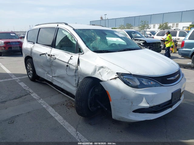 Chrysler Voyager 2020 2C4RC1DG4LR148576 Image 6