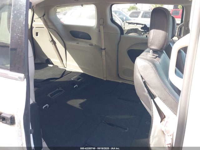 Chrysler Voyager 2020 2C4RC1DG4LR148576 Image 8