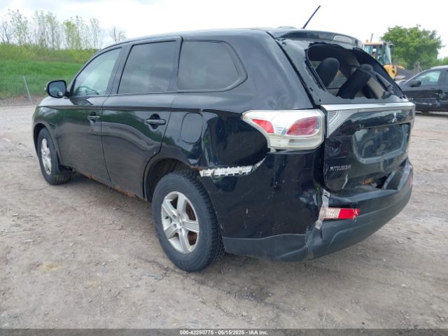 2014 MITSUBISHI OUTLANDER JA4AZ3A39EZ000175 Photo 2