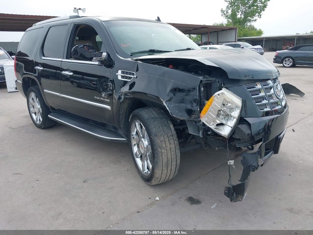 2014 CADILLAC ESCALADE 1GYS3BEF3ER223994 Photo 0
