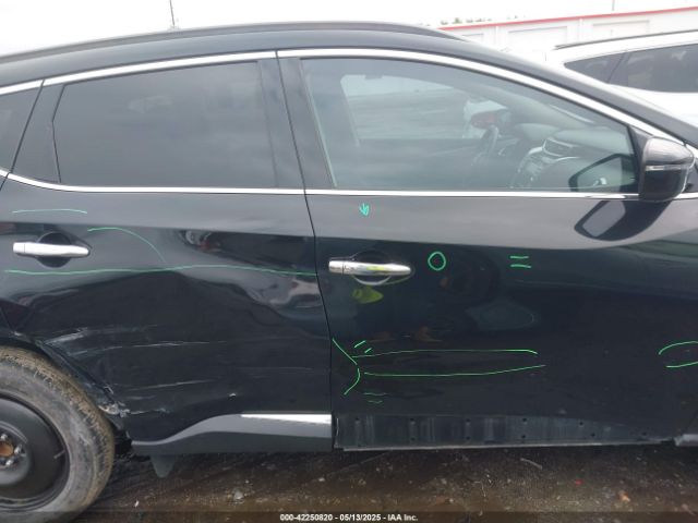 5N1AZ2MG7JN192806 Nissan MURANO SV