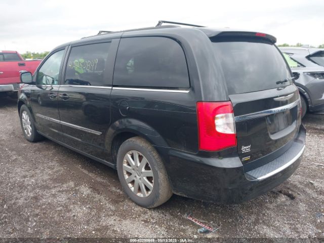 2015 CHRYSLER TOWN & COUNTRY 2C4RC1BG2FR706318 Photo 2