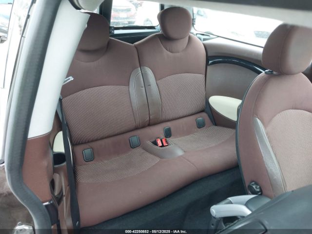 2009 MINI COOPER CLUBMAN WMWML33509TX34213 Photo 7