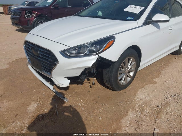 5NPE24AF0JH704634 Hyundai SONATA SE