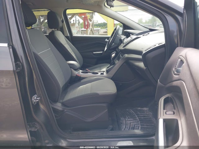 1FMCU0GX4FUA23136 Ford ESCAPE SE