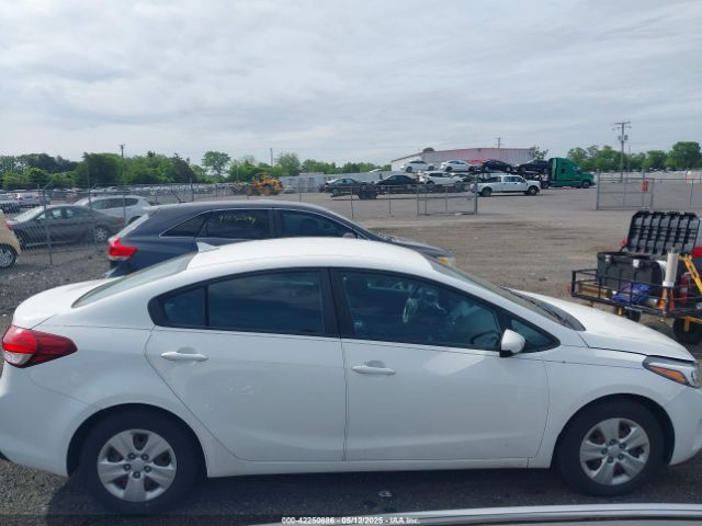 3KPFK4A7XJE170222 KIA FORTE LX
