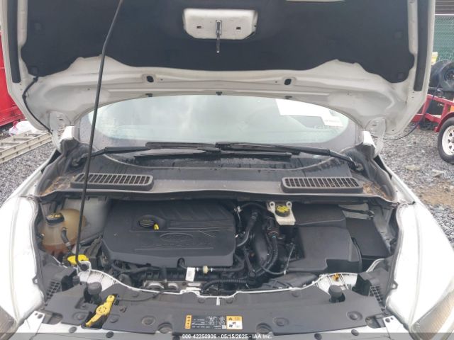 1FMCU9GD5HUC98026 Ford ESCAPE SE