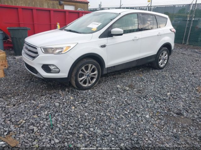 1FMCU9GD5HUC98026 Ford ESCAPE SE