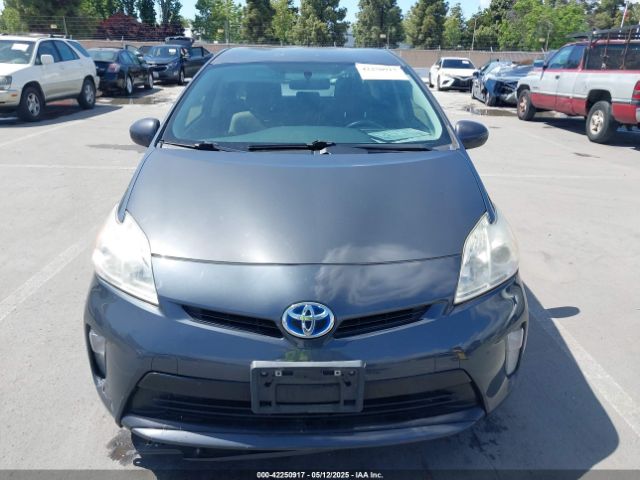 JTDKN3DU2E0377039 Toyota Prius Two