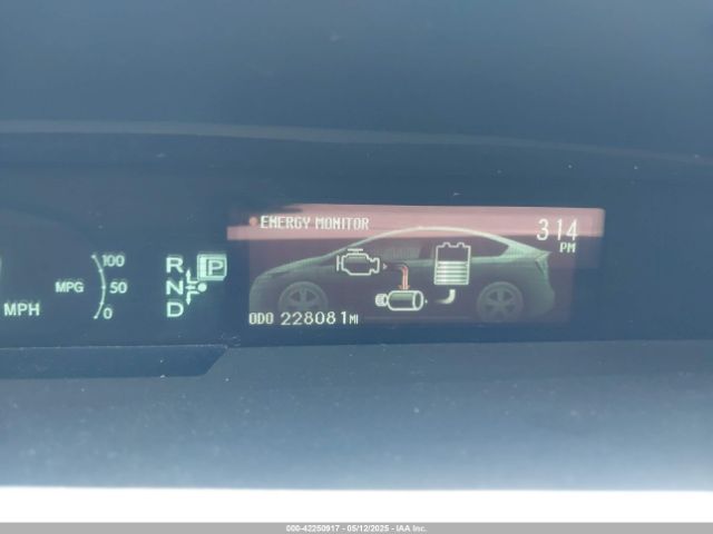 JTDKN3DU2E0377039 Toyota Prius Two