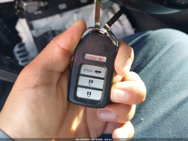 1HGCV1F31NA050379 Honda Accord Sport