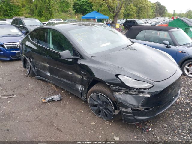7SAYGDEE5RF130335 Tesla Model Y Long Range Dual Motor All-wheel Drive
