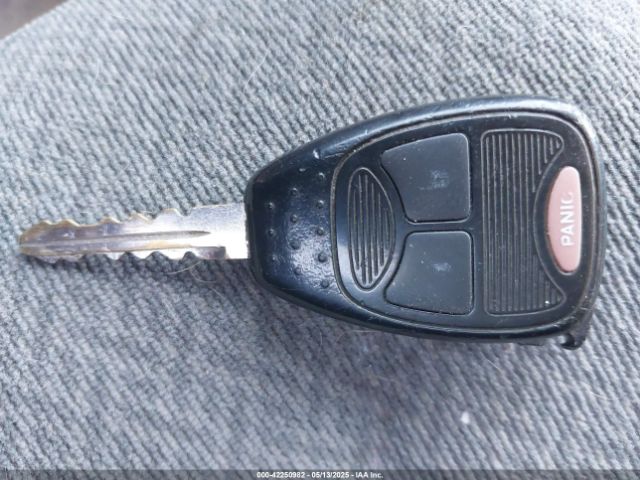 2005 CHRYSLER TOWN & COUNTRY 2C4GP44R75R303963 Photo 10