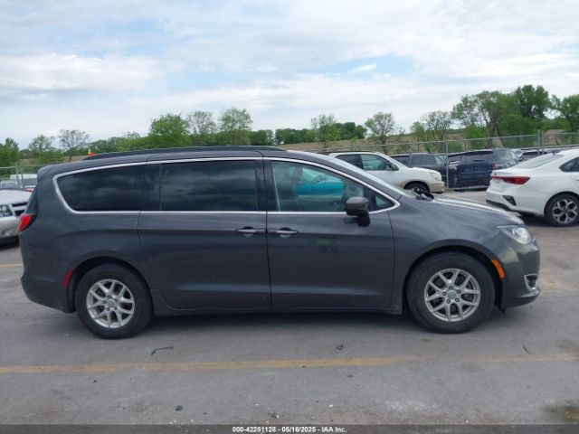 2C4RC1BG5HR771361 Chrysler Pacifica Touring Plus