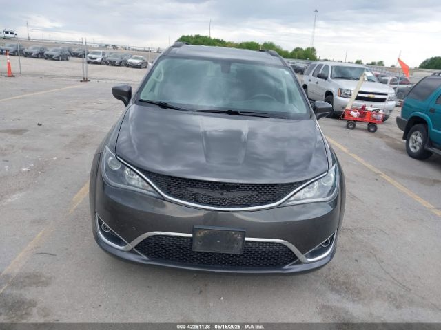 2C4RC1BG5HR771361 Chrysler Pacifica Touring Plus