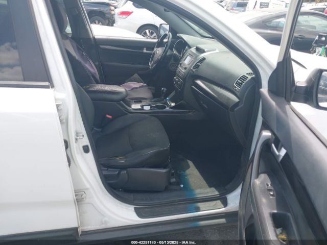 5XYKT4A66FG657883 KIA SORENTO LX
