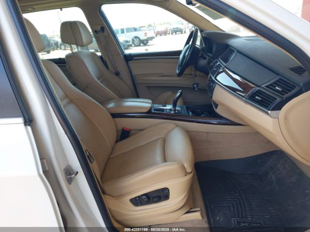2011 BMW X5 5UXZV8C57BL418425 Photo 4