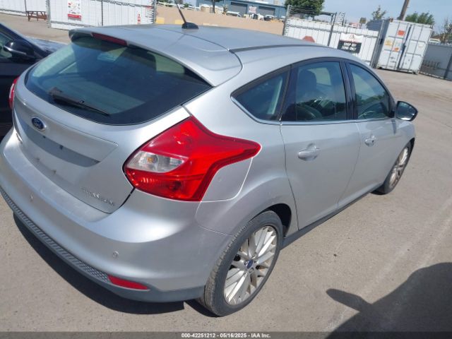 1FADP3N22EL317329 Ford Focus Titanium