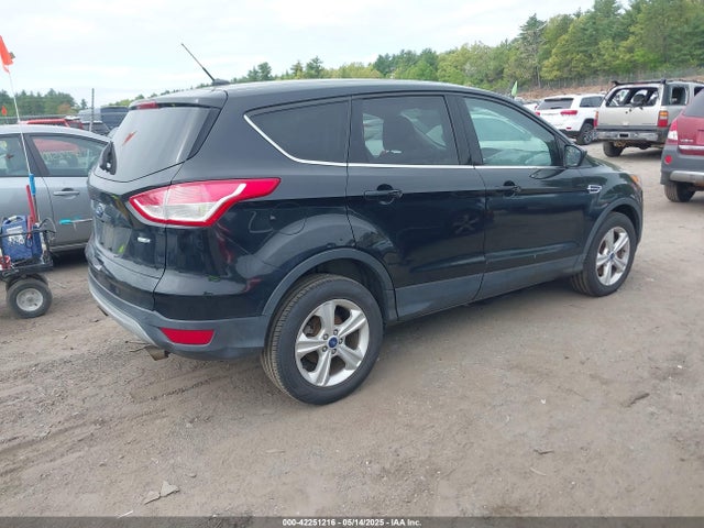 1FMCU9G96GUC31705 Ford ESCAPE SE
