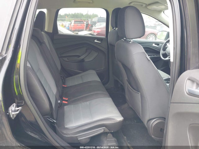 1FMCU9G96GUC31705 Ford ESCAPE SE