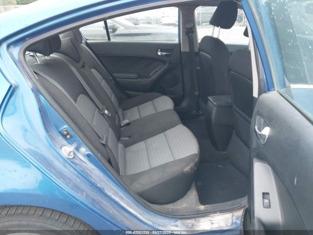 KNAFX4A88F5319270 KIA FORTE EX