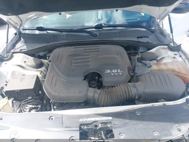 2C3CDXHG4KH747003 Dodge Charger Gt Rwd