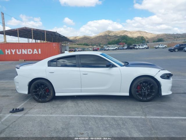 2C3CDXHG4KH747003 Dodge Charger Gt Rwd