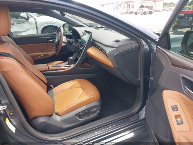 4T1BZ1FB6KU013078 Toyota AVALON LIMITED