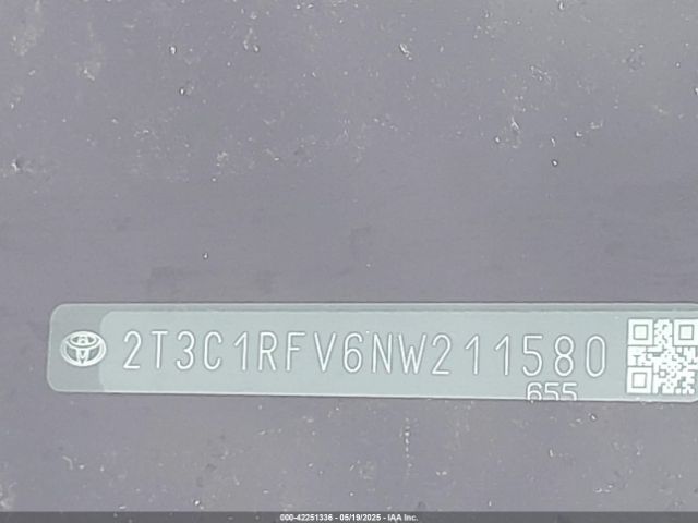 2T3C1RFV6NW211580 Toyota Rav4 Xle Premium