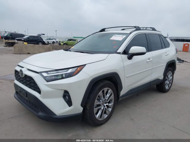 2T3C1RFV6NW211580 Toyota Rav4 Xle Premium