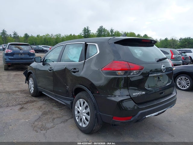Nissan ROGUE S 2017 KNMAT2MT9HP519773 Image 3