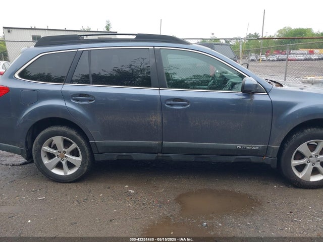 4S4BRBCCXE3285498 Subaru Outback 2.5i Premium