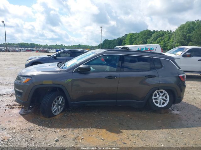 3C4NJDAB0LT149235 Jeep Compass Sport 4x4