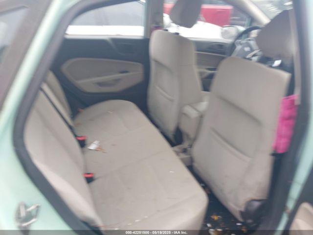3FADP4BJ3HM121307 Ford FIESTA SE