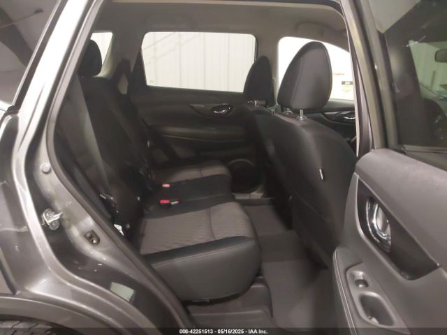 5N1AT2MV3JC739694 Nissan ROGUE SV