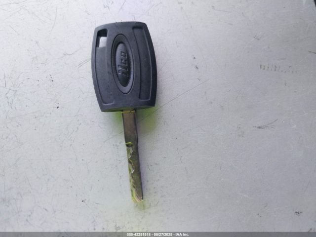 1FMCU0GX8EUD93066 Ford ESCAPE SE